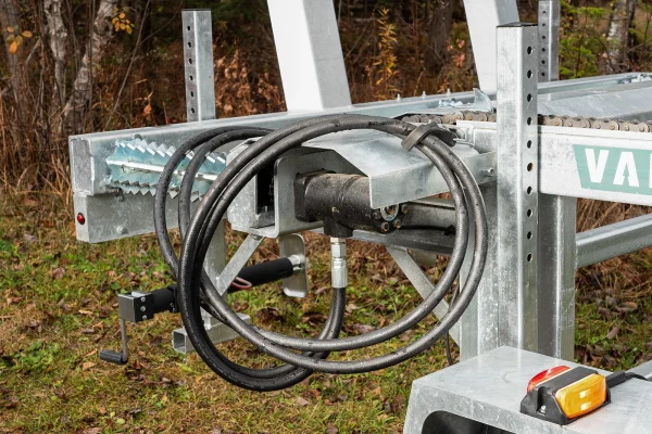 TITAN ROUTIÈRE Table de chargement hydraulique robuste – Image 3